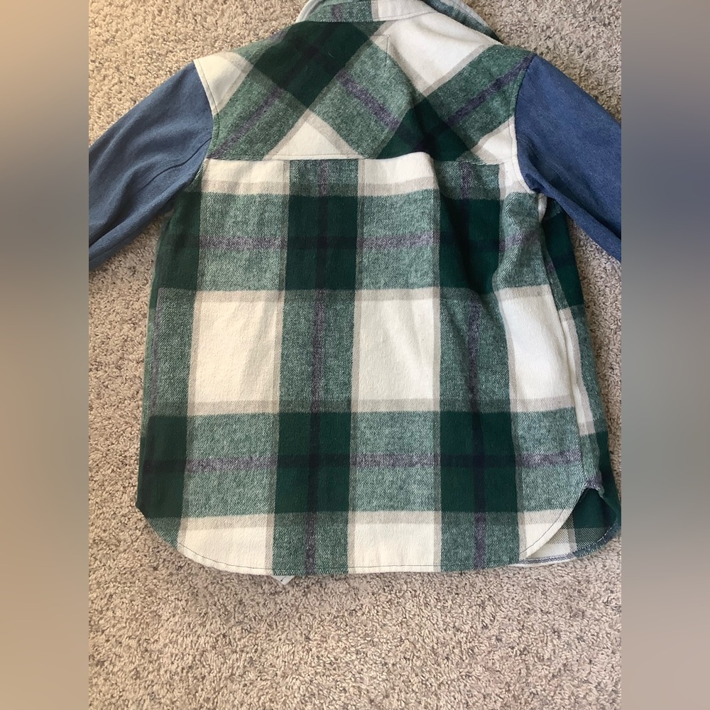 Altar’d State Flannel - Picture 15 of 15